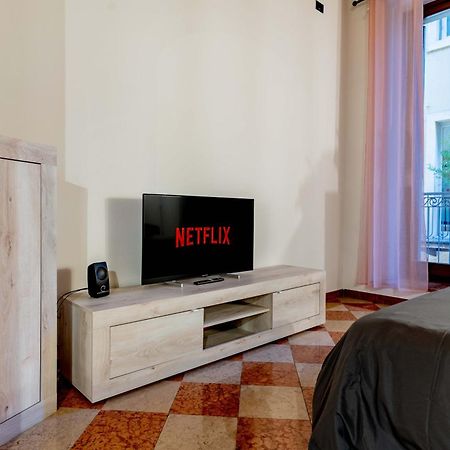-Near Arena & Giuletta- Pet Friendly Mazzini Palace Verona Bagian luar foto