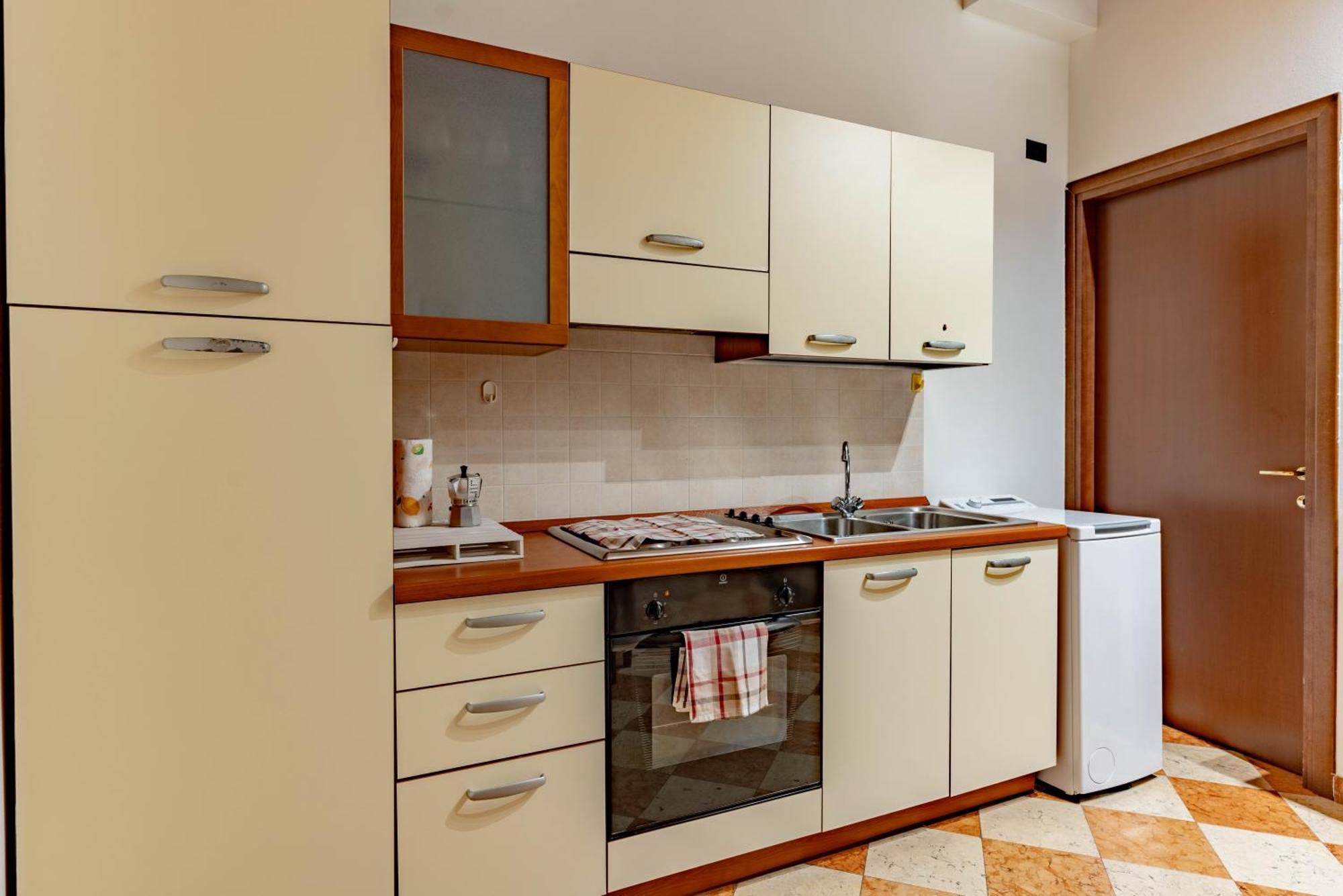 -Near Arena & Giuletta- Pet Friendly Mazzini Palace Verona Bagian luar foto