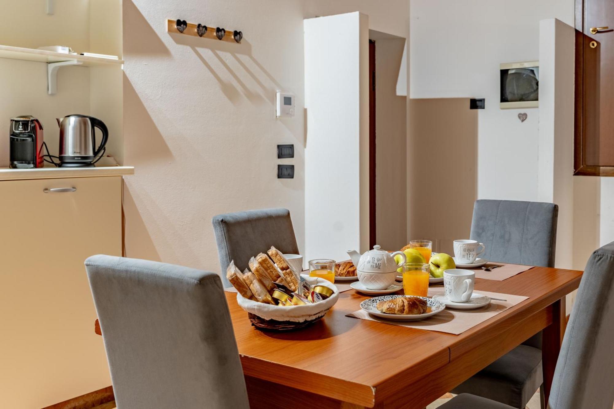 -Near Arena & Giuletta- Pet Friendly Mazzini Palace Verona Bagian luar foto